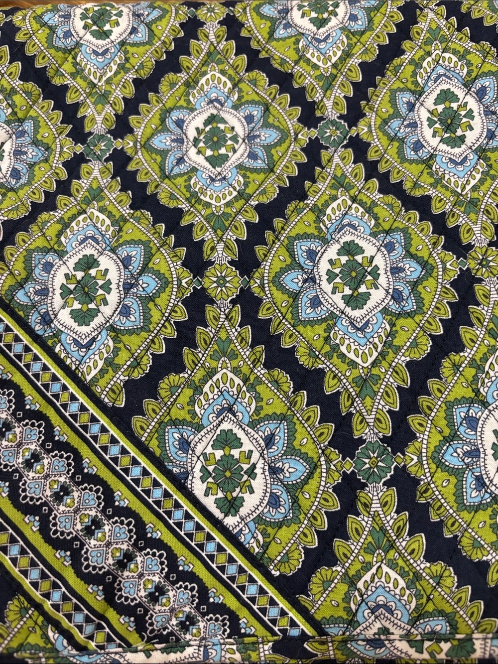 Vintage Vera Bradley Messenger Bag in Cambridge Pattern, in excellent condition - Picture 6 of 6
